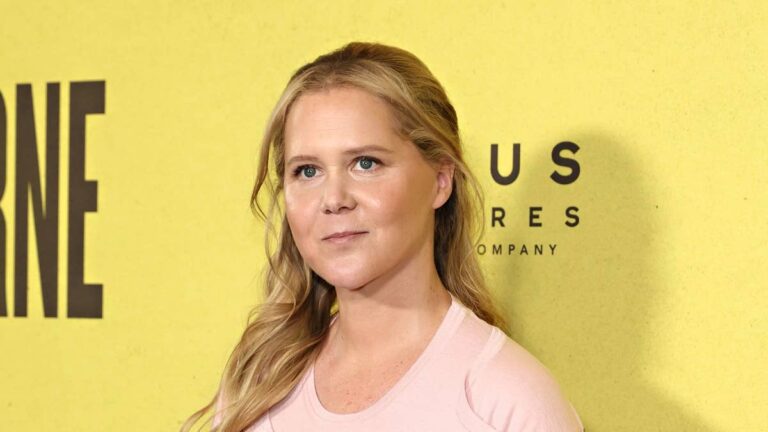Amy Schumer proudly highlights C-section scar after weight loss journey: ‘I’m a warrior’ Amy Schumer proudly highlights C-section scar after weight loss journey: 'I'm a warrior'