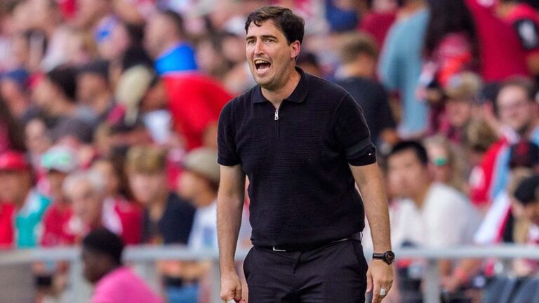 Andoni Iraola provides Joe Gomez injury update and Jeremy Jacquet fitness plan