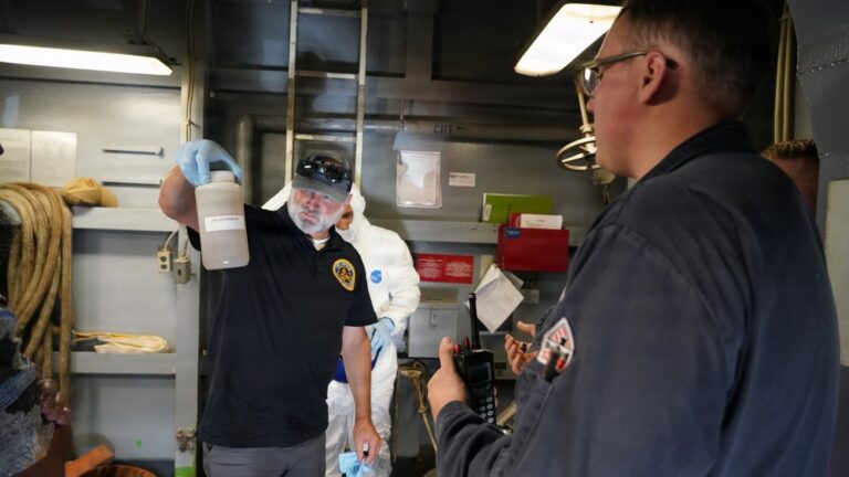 NHRC Tests Novel Biothreat Early Warning System Aboard USS Essex at RIMPAC NHRC Tests Novel Biothreat Early Warning System Aboard USS Essex at RIMPAC