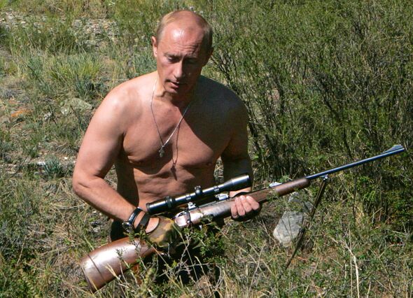RUSSIA-PUTIN-HUNTING