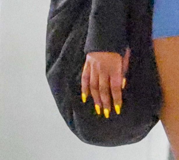 Sasha Obama kept her look simple and polished with sporty essentials and subtle pops of color.