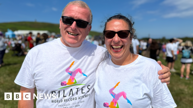Nearly 3,000 on Isle of Man turn out to set Pilates class record Nearly 3,000 on Isle of Man turn out to set Pilates class record