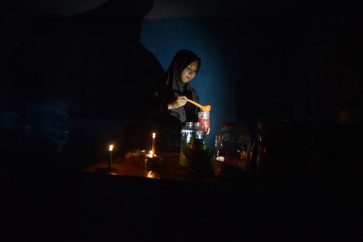 Prolonged rolling blackouts squeeze small businesses in Kalimantan