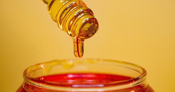 How honey can give your exercise routine an energy boost How honey can give your exercise routine an energy boost
