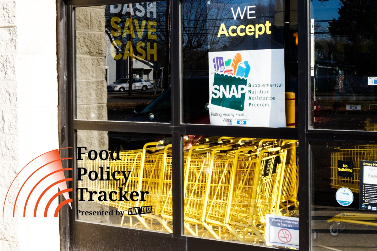 SNAP benefits poster in the window of a grocery store. (Photo credit: Jet City Images)