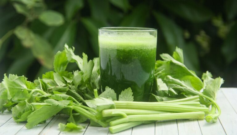 How healthy is celery, really? How healthy is celery, really?