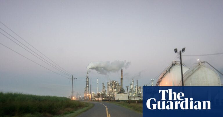‘A public health emergency waiting to occur’: how US industry groups spent years fighting who gets to measure toxic air ‘A public health emergency waiting to occur’: how US industry groups spent years fighting who gets to measure toxic air