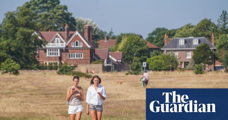 Heatwave conditions in England and Wales to continue into next week, says Met Office Heatwave conditions in England and Wales to continue into next week, says Met Office