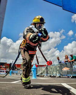 Andi Barrickz holds the state record in Minnesota for the Female Age 30-39 Division.