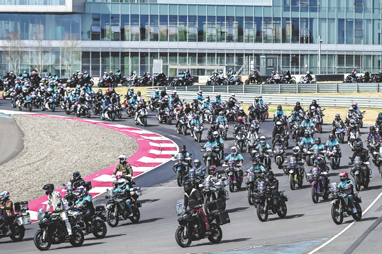 Two wheels, one community: Motorcycle fans rev up lifestyle Two wheels, one community: Motorcycle fans rev up lifestyle