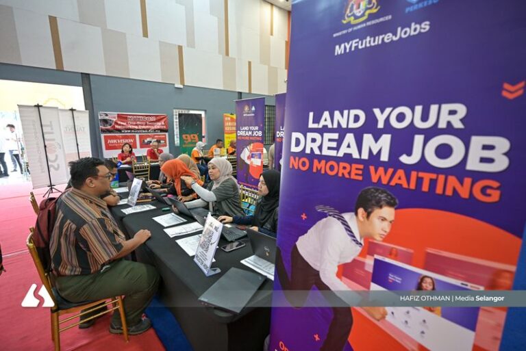 Gen Z prioritises mental well-being over job security, says counsellor Gen Z prioritises mental well-being over job security, says counsellor