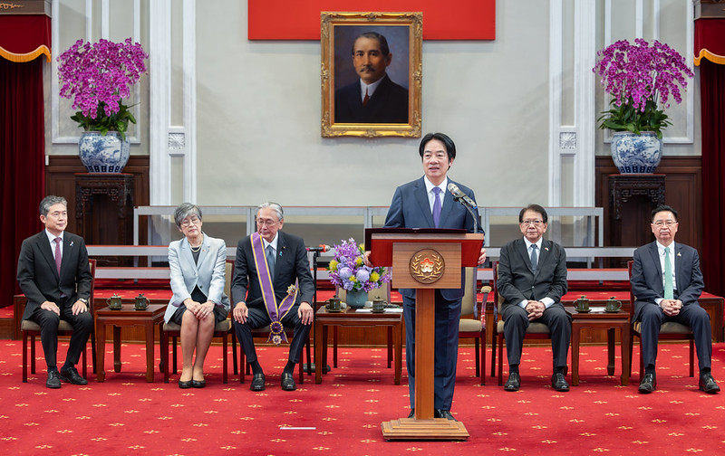 President Lai delivers remarks at a ceremony conferring a decoration on Japan-Taiwan Diet Members' Consultative Council Chairman Furuya Keiji.