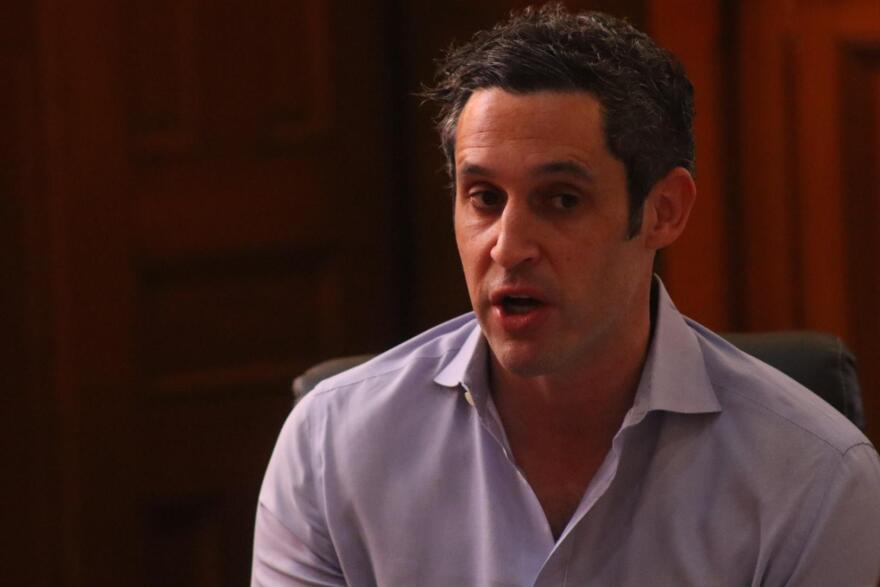 Kevin Winters, founder and CEO of Almond Digital Health, speaks at a roundtable in Scranton.