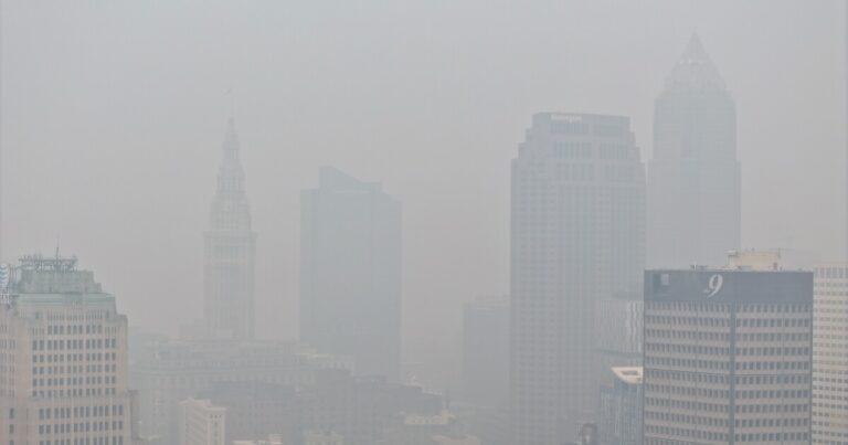 Heavy smoke overtakes Northeast Ohio causing health concerns, closures