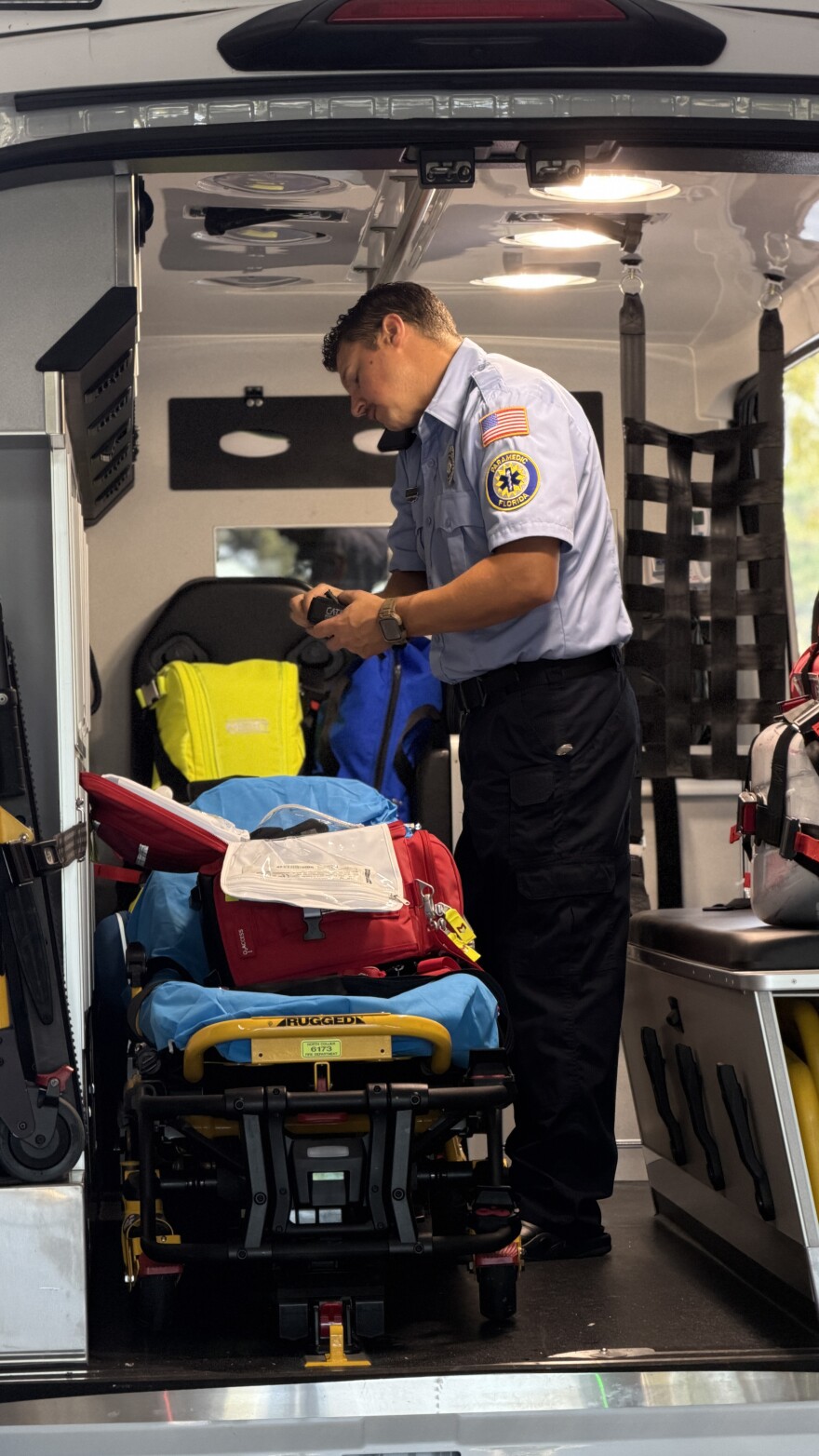 The van is capable of providing treatment and transportation to patients with both non-urgent and complex medical situations.