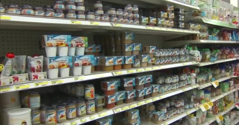 Most toddler snacks in grocery aisles are ultra Most toddler snacks in grocery aisles are ultra