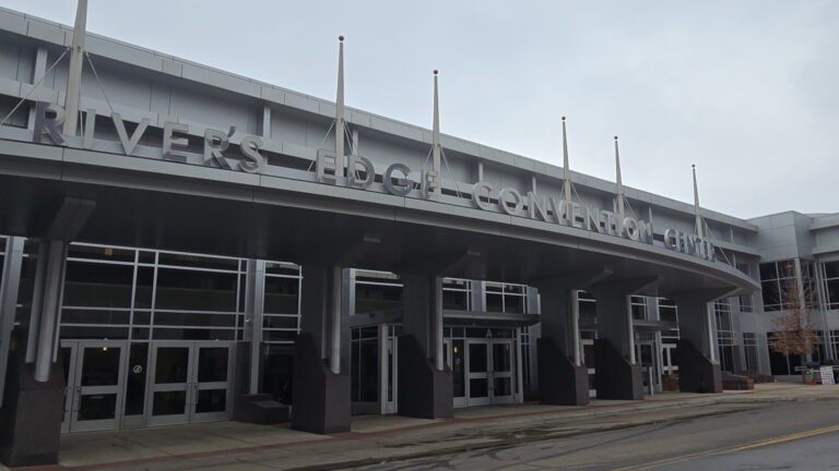 School nutrition pros in St. Cloud for conference