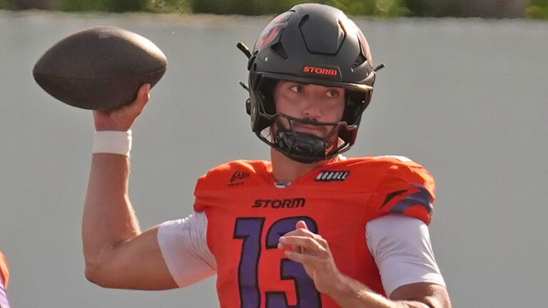 Report: 49ers to work out former MVP quarterback Report: 49ers to work out former MVP quarterback