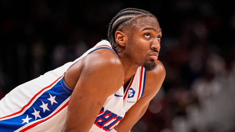 Sixers’ Tyrese Maxey back in the gym working on his finishing ability Sixers' Tyrese Maxey back in the gym working on his finishing ability