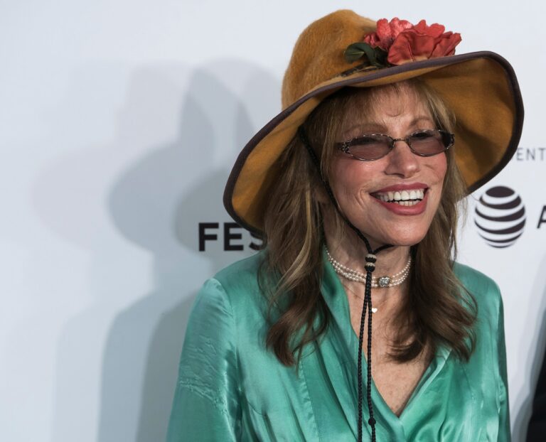 Music legend reveals heartbreaking diagnosis