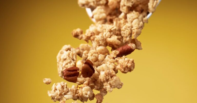Calbee’s personalised granola takes breakfast to a new level Calbee’s personalised granola takes breakfast to a new level