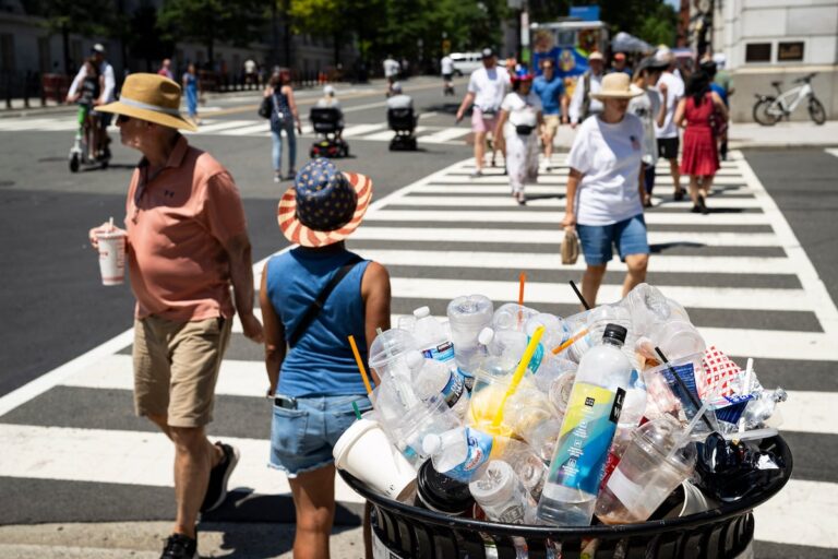 Pollution leaves a mark on health: study finds more microplastics in heart attack patients Pollution leaves a mark on health: study finds more microplastics in heart attack patients