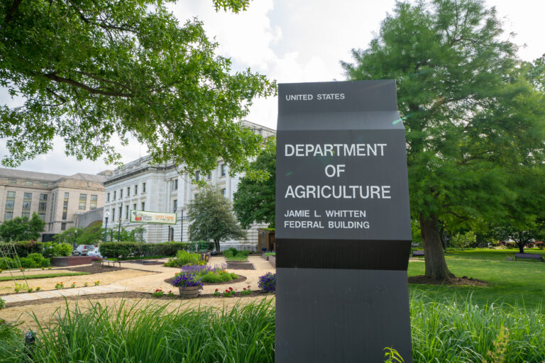 AFSCME members fight administration’s threats to farmers, food supply, nutrition programs