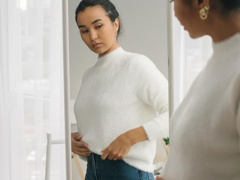 Eating disorders are more than extreme dieting Eating disorders are more than extreme dieting
