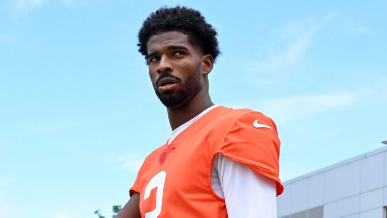 Browns QB Shedeur Sanders Breaks Silence on Workout with Deshaun Watson Browns QB Shedeur Sanders Breaks Silence on Workout with Deshaun Watson