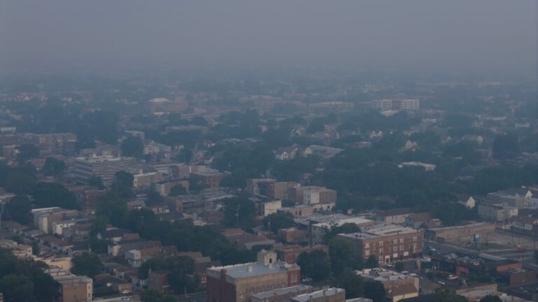 What does hazardous air quality mean? Levels in some suburbs off the charts, reach highest in years What does hazardous air quality mean? Levels in some suburbs off the charts, reach highest in years