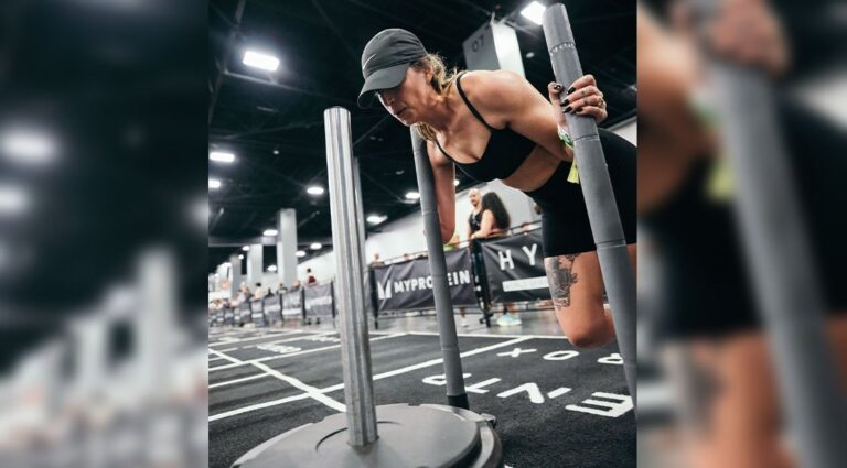 Katie Thomas Is Proving That Strength Has Nothing to Do With Symmetry