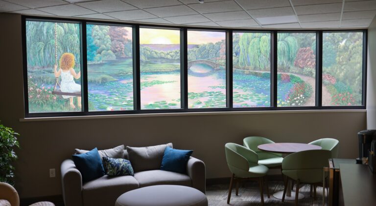 Charles City Artist Paints Mural for Floyd County Medical Center’s Employee Wellbeing Space