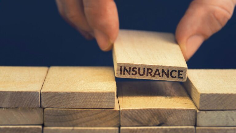 Health insurance: 63% policyholders unable to switch from their plan — Here’s why and key things to keep in mind Health insurance: 63% policyholders unable to switch from their plan — Here's why and key things to keep in mind