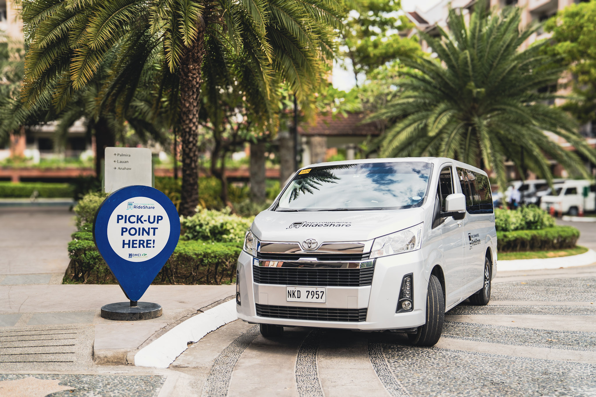 Commute Conveniently from Acacia Estates with RideShare Routes to BGC and Makati