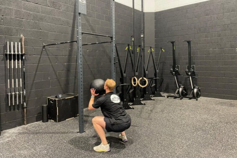 I tried a CrossFit Games champ’s workout – it left me struggling to climb the stairs I tried a CrossFit Games champ’s workout – it left me struggling to climb the stairs
