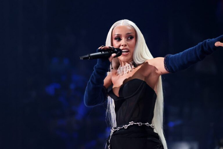 What is lipedema, and why are celebrities like Doja Cat talking about it? What is lipedema, and why are celebrities like Doja Cat talking about it?