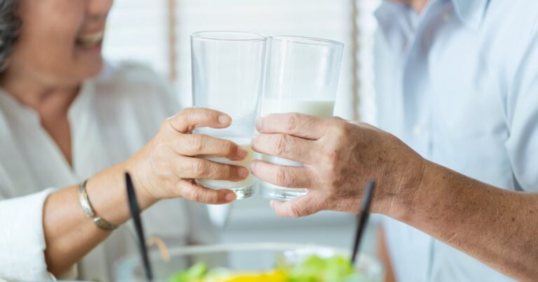 Healthy ageing: Yili taps TCM, flavour to boost elderly nutrition Healthy ageing: Yili taps TCM, flavour to boost elderly nutrition