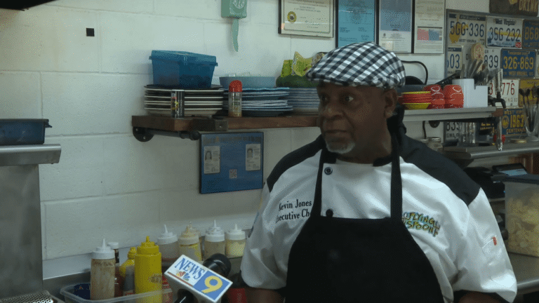 Chef hopes to inspire better eating through the Flying Spoon menu Chef hopes to inspire better eating through the Flying Spoon menu