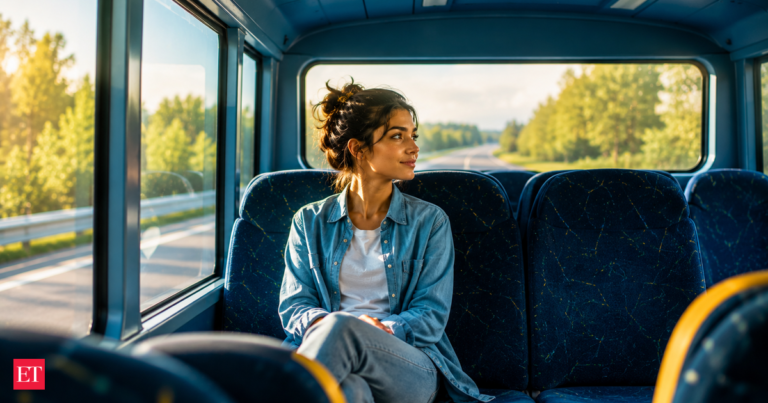 Psychology says people who always choose the backseat of the bus are not hiding, they may be looking for more control and privacy