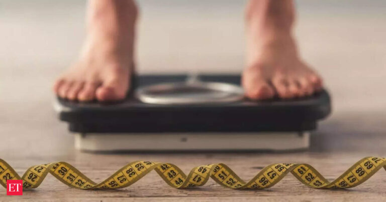 US obesity crisis: Not losing weight despite exercising? American Heart Association study reveals the surprising truth about your health beyond the scale, blood pressure and cholesterol US obesity crisis: Not losing weight despite exercising? American Heart Association study reveals the surprising truth about your health beyond the scale, blood pressure and cholesterol