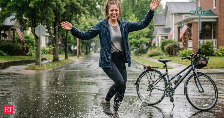 Psychology says people who like to ride a cycle, dance or play in rain aren't avoiding life: What this behavior reveals?