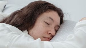 Hot Nights Linked to 56 Hours of Lost Sleep per Year, Southeast Asia Most Affected