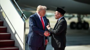 Criticized by the US Congress, the Malaysian PM still refuses Israeli citizens to enter his country.