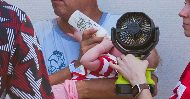 How to keep babies safe when temperatures soar How to keep babies safe when temperatures soar