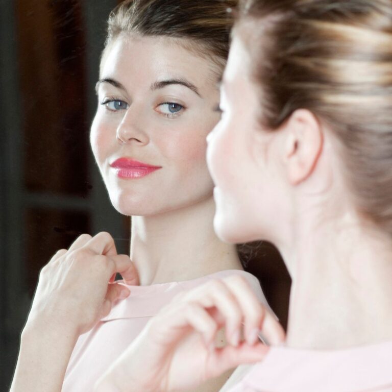 The Truth About Facial Volume Loss (And What Actually Helps) The Truth About Facial Volume Loss (And What Actually Helps)