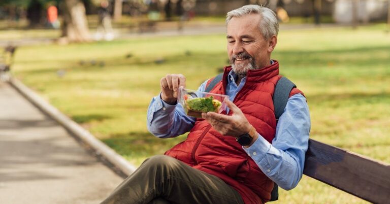 Weight loss: 8-hour fasting may help sustain results for a year Weight loss: 8-hour fasting may help sustain results for a year