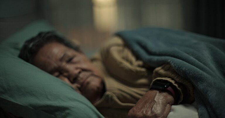 Alzheimer's disease: Is sleeping too long a tell