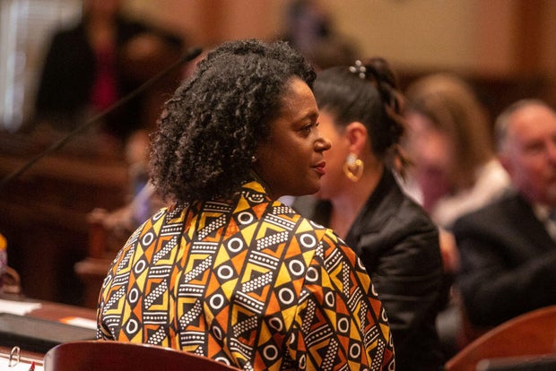 Lawmakers honor Womens History Month