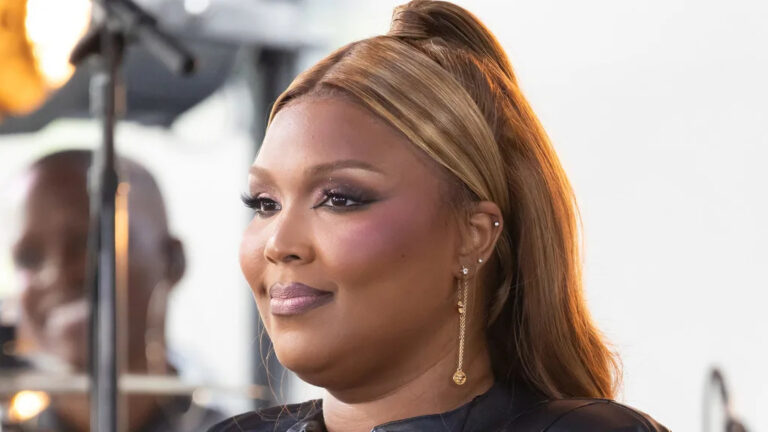 Lizzo addresses weight loss
