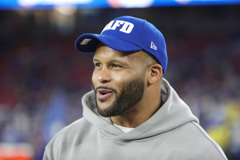 “It Is Done”: Aaron Donald’s NFL Return Confirmed After Rams Workout, Says 3x Super Bowl Champion “It Is Done”: Aaron Donald’s NFL Return Confirmed After Rams Workout, Says 3x Super Bowl Champion